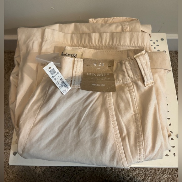 Madewell Low-slung Cargo Pant - Picture 6 of 6